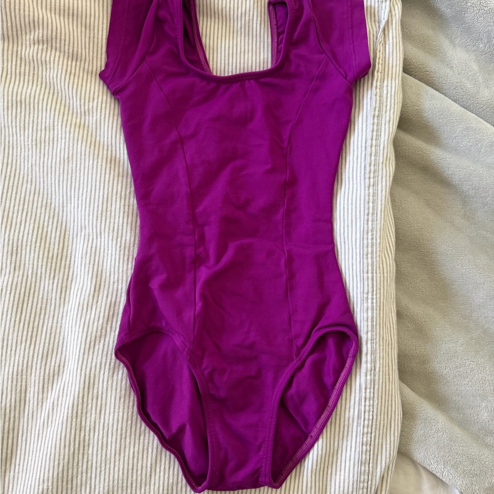 So Danca leotard, Raspberry. size 6/7